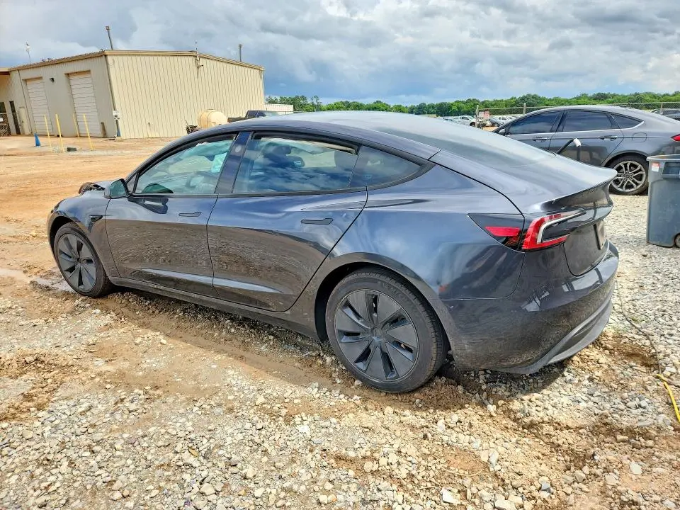 2025 TESLA MODEL 3   
