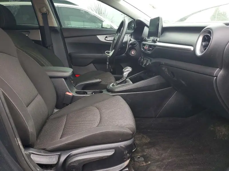 2024 KIA FORTE LX  