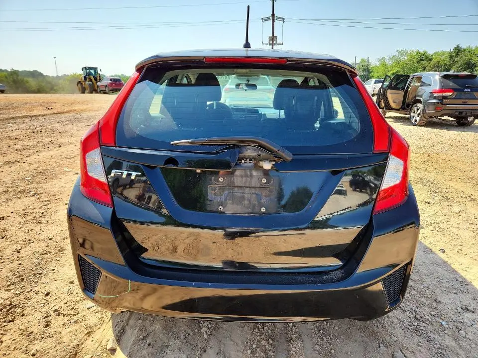 2016 HONDA FIT LX  