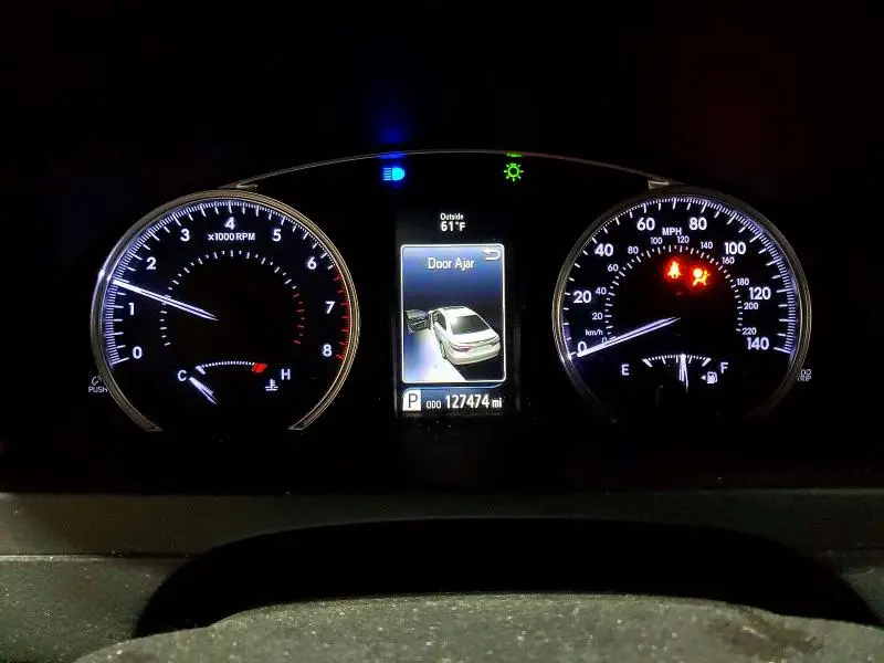 2016 TOYOTA CAMRY LE  