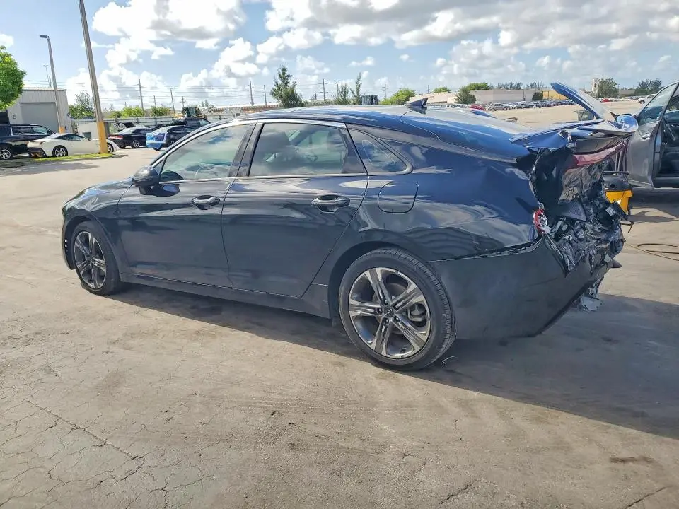 2023 KIA K5 EX  