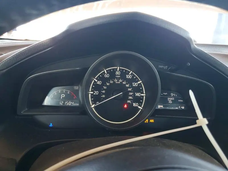 2018 MAZDA 3 TOURING  