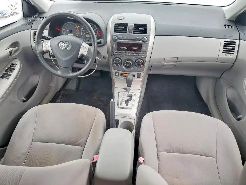 2011 TOYOTA COROLLA LE  