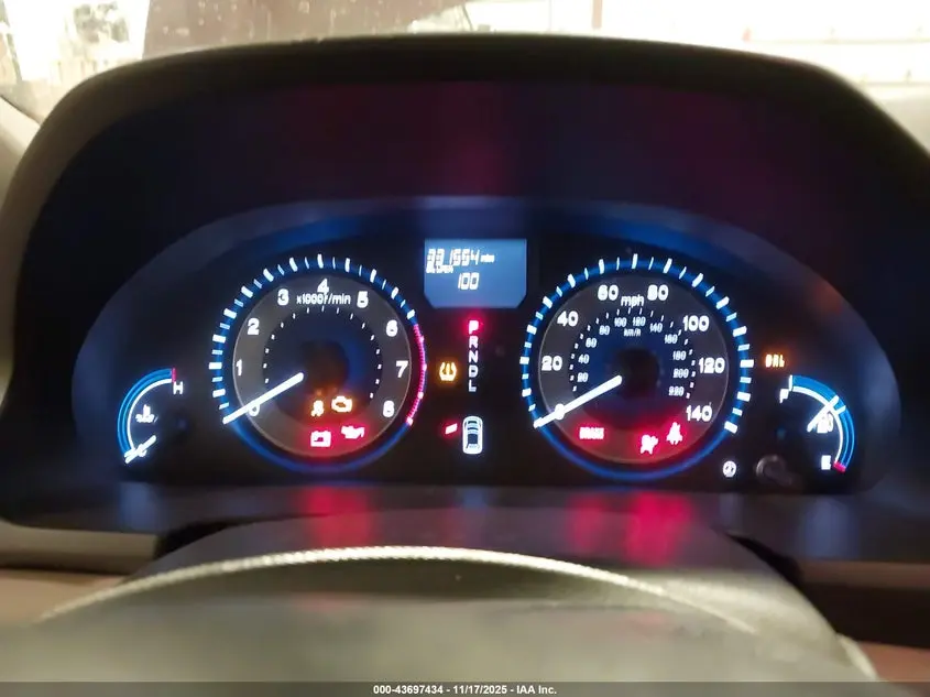 2011 HONDA ODYSSEY LX