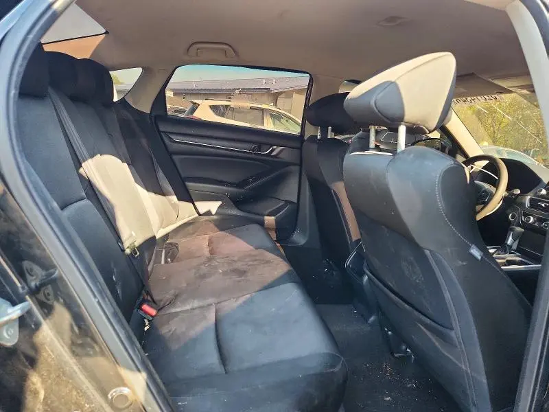 2019 HONDA ACCORD LX  