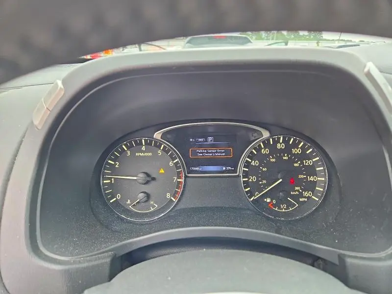 2017 NISSAN PATHFINDER SV  