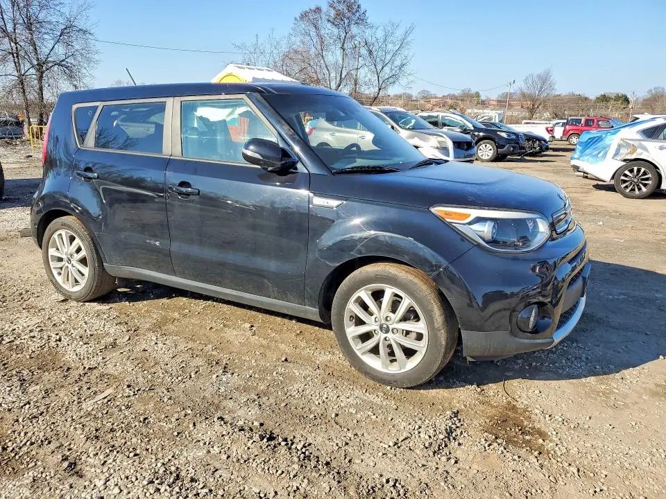 2017 KIA SOUL +  