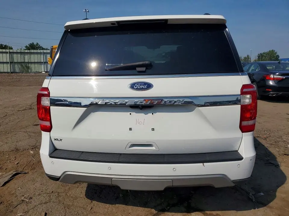 2021 FORD EXPEDITION XLT  
