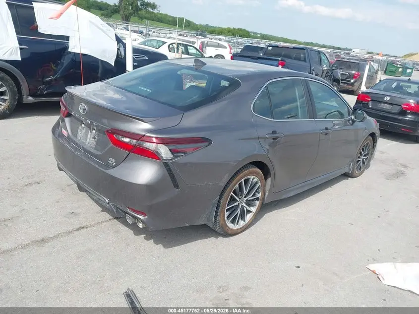 2021 TOYOTA CAMRY SE AWD