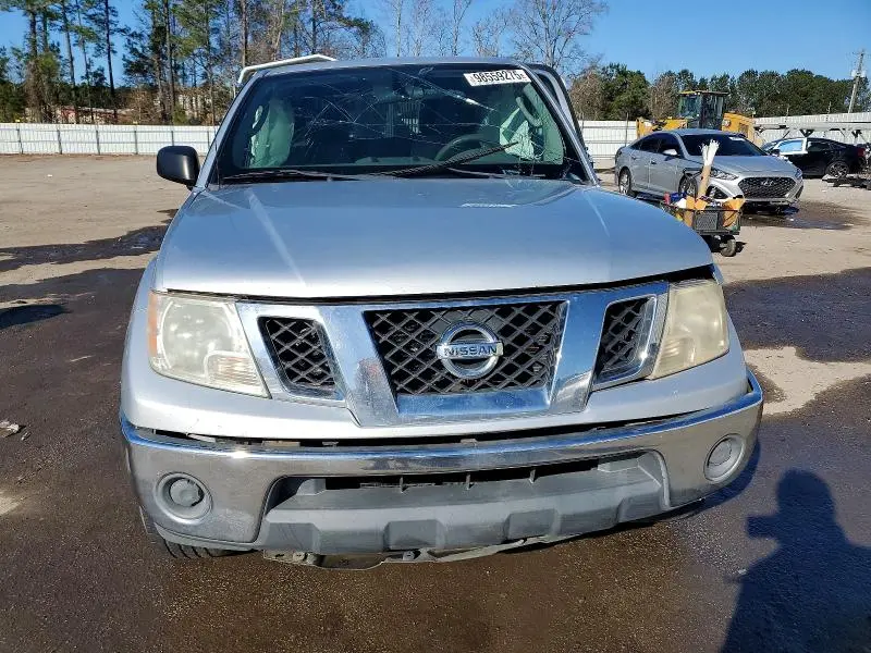 2011 NISSAN FRONTIER S  