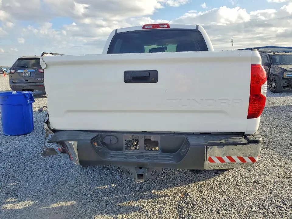 2015 TOYOTA TUNDRA LIMITED  