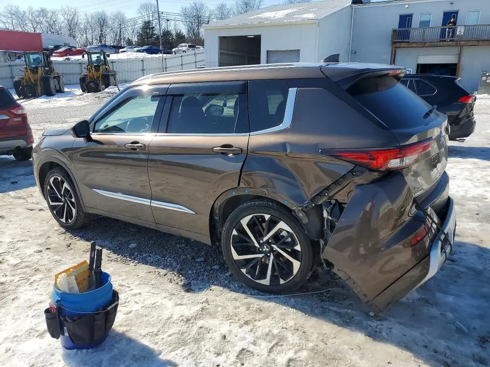 2024 MITSUBISHI OUTLANDER SEL  