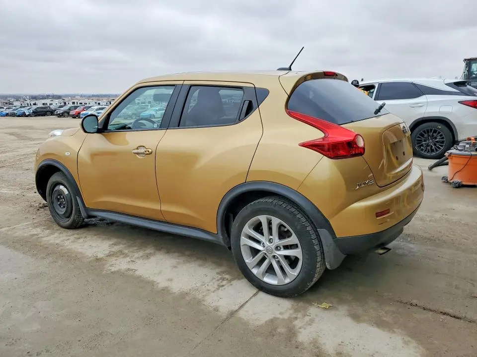2013 NISSAN JUKE S  