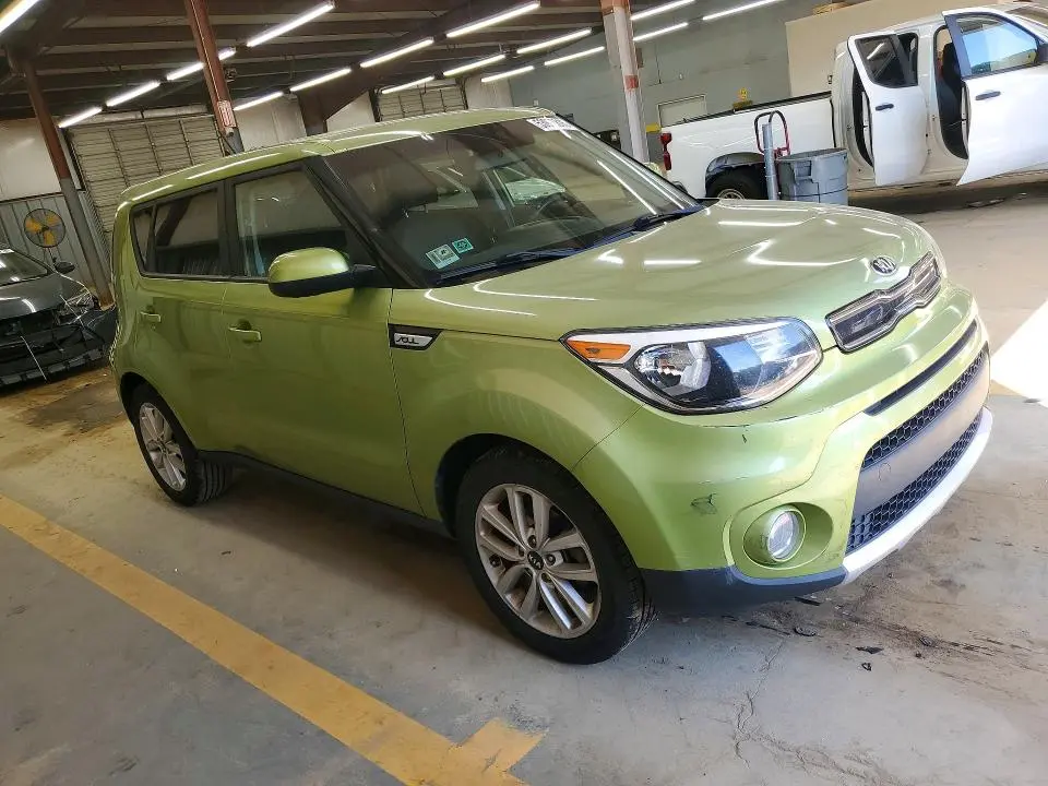 2017 KIA SOUL +  
