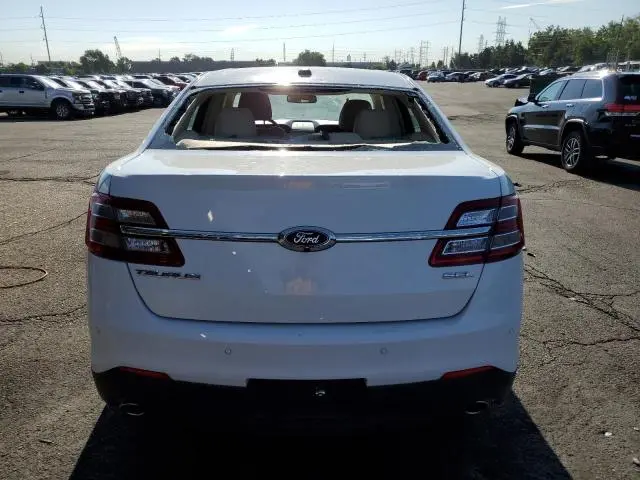 2018 FORD TAURUS SEL  