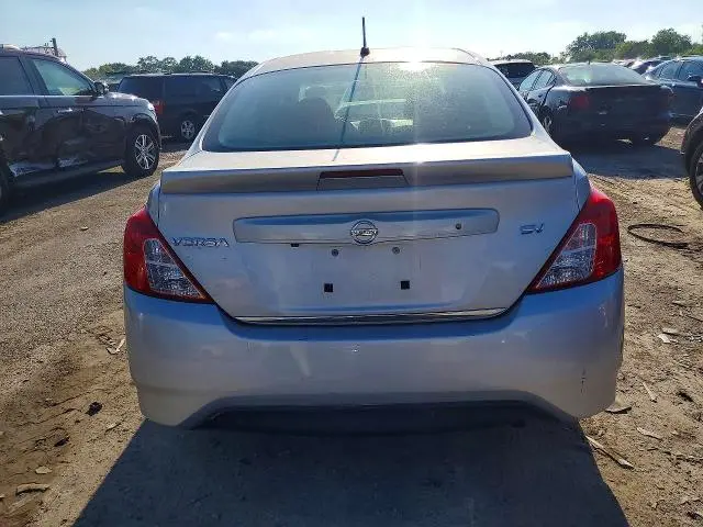 2019 NISSAN VERSA SV  
