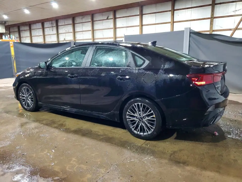 2023 KIA FORTE GT LINE  
