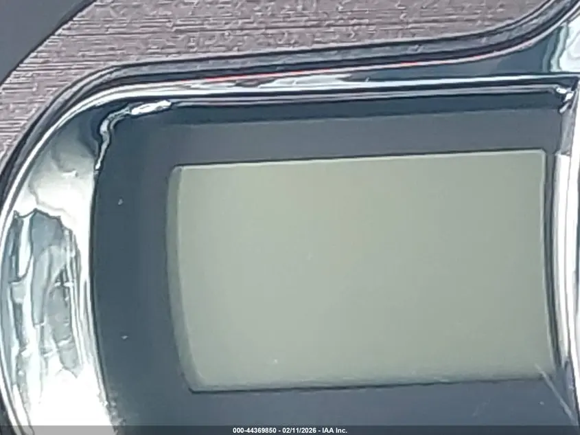 2013 TOYOTA SIENNA SE 8 PASSENGER