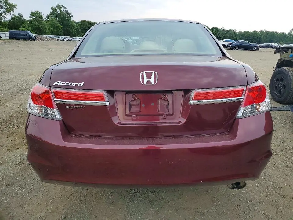 2012 HONDA ACCORD LX  