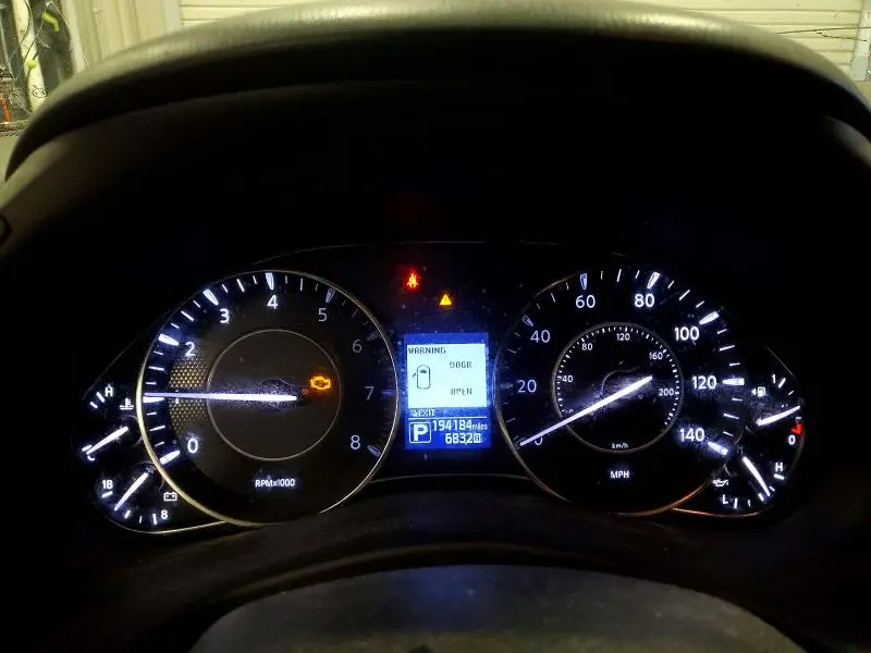 2017 NISSAN ARMADA SV  