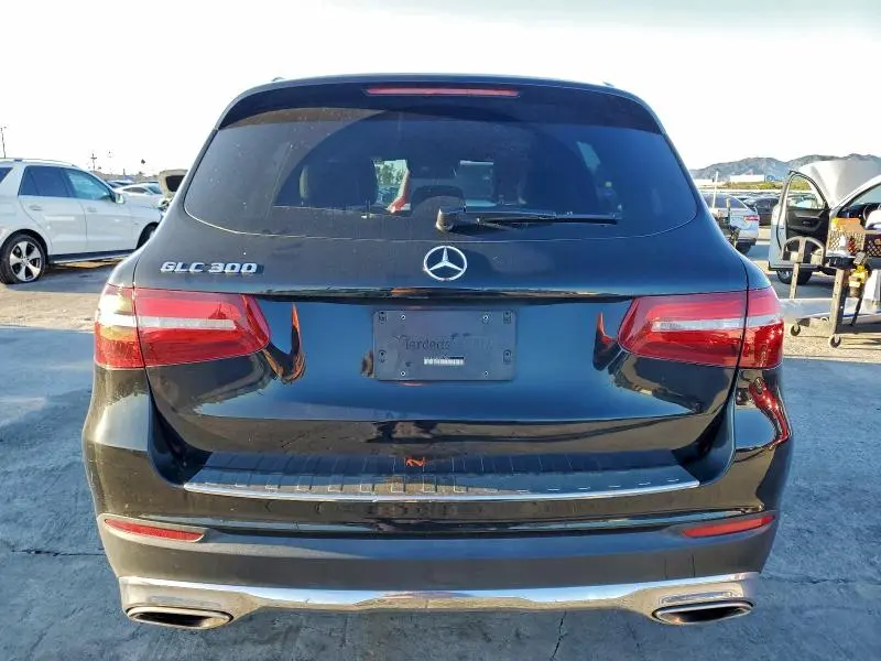 2017 MERCEDES-BENZ GLC 300  