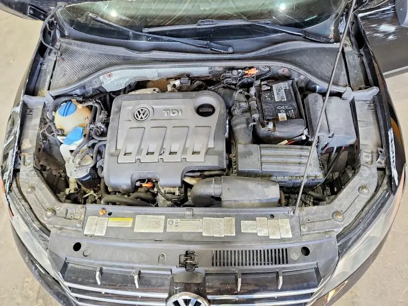 2013 VOLKSWAGEN PASSAT SEL  