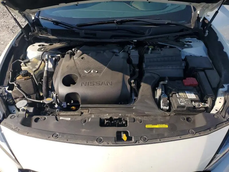 2021 NISSAN MAXIMA SR  