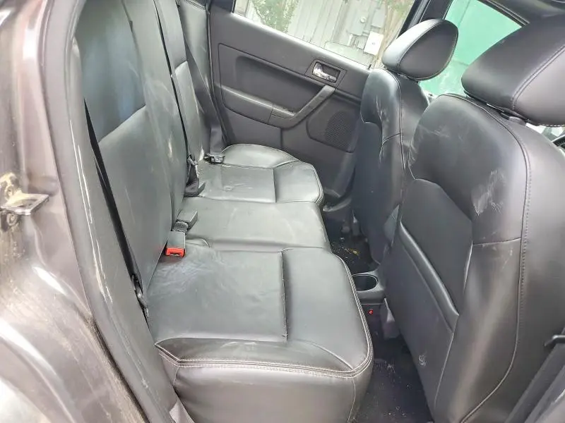 2011 FORD FOCUS SEL  