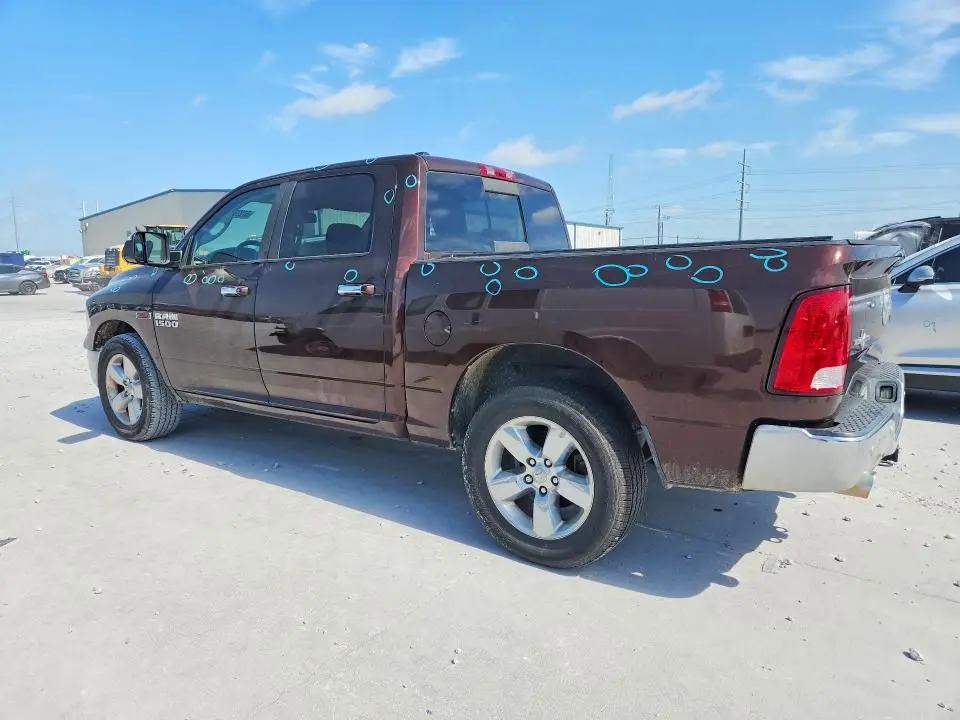 2014 RAM 1500 SLT  