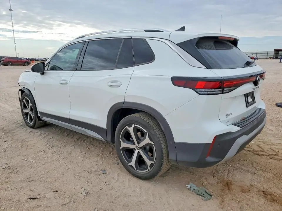 2026 VOLKSWAGEN TIGUAN SE  
