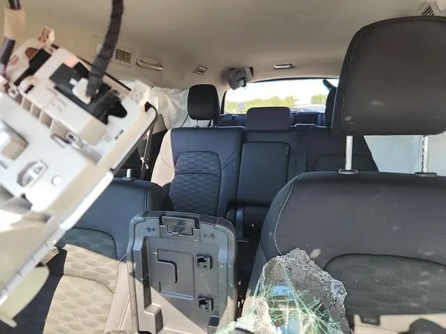 2024 NISSAN PATHFINDER SV  