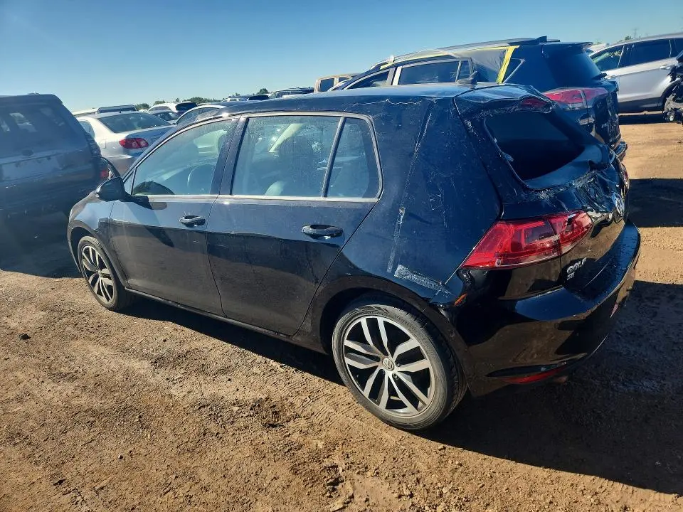 2016 VOLKSWAGEN GOLF S/SE  