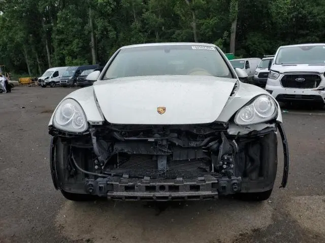 2014 PORSCHE CAYENNE