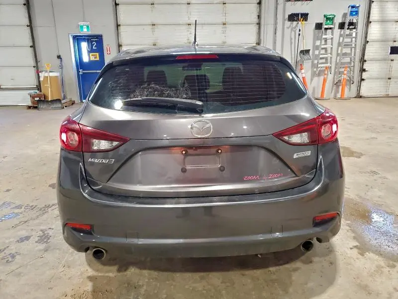 2018 MAZDA 3 TOURING  