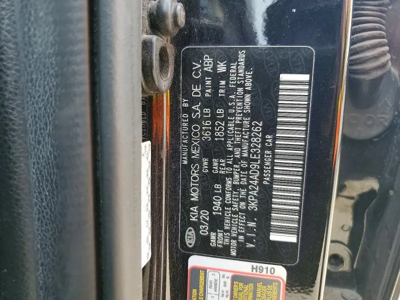 2020 KIA RIO S  