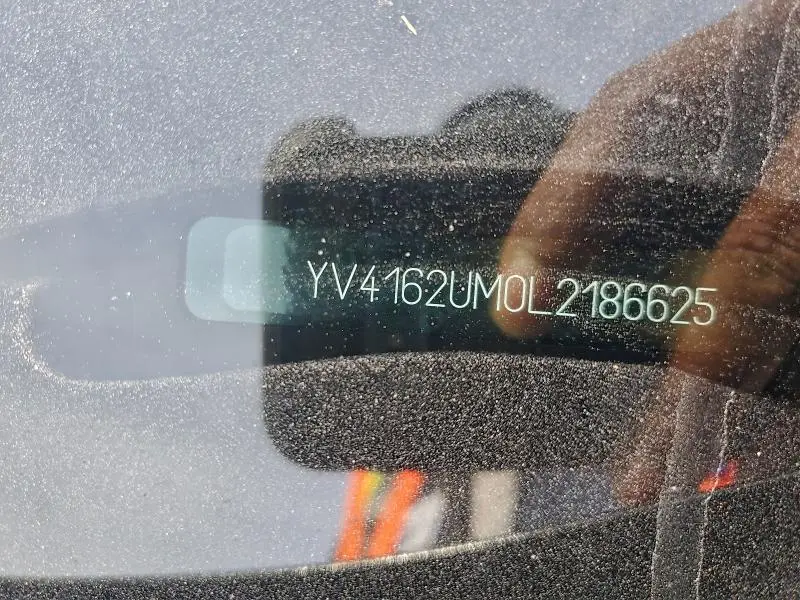 2020 VOLVO XC40 T5 R-DESIGN  