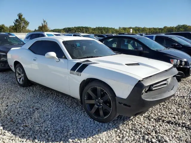 2015 DODGE CHALLENGER SXT  