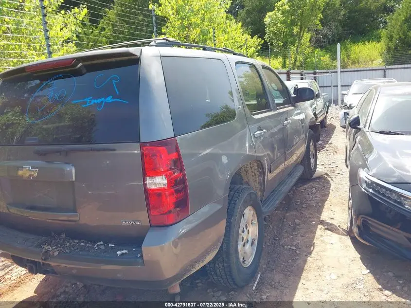 2011 CHEVROLET TAHOE LT