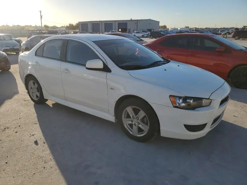 2013 MITSUBISHI LANCER SE