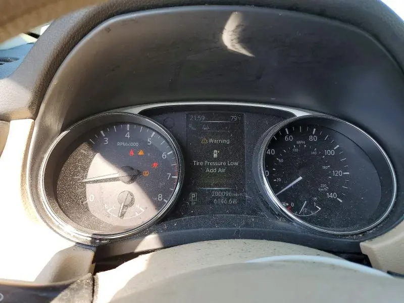 2015 NISSAN ROGUE SV  