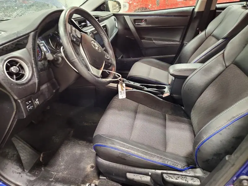 2017 TOYOTA COROLLA SE  
