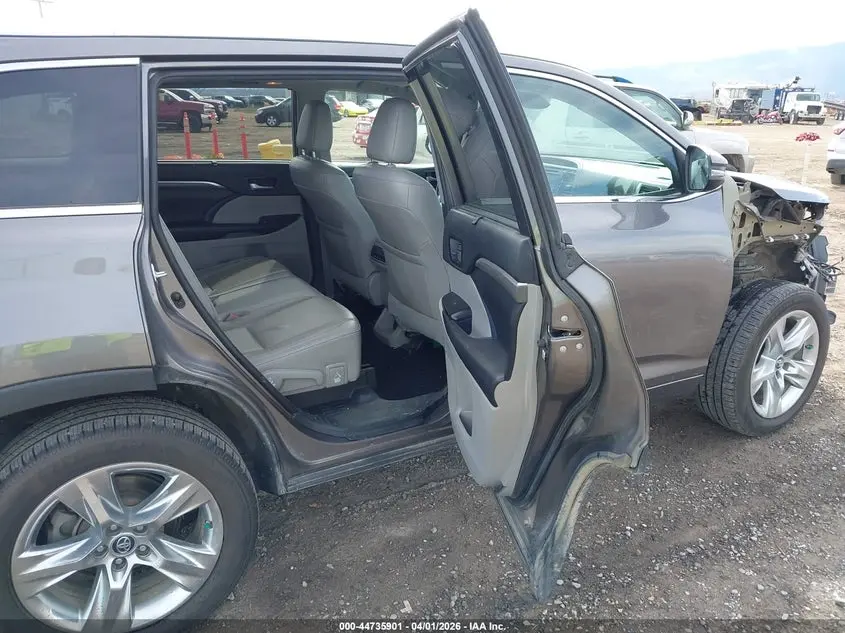 2019 TOYOTA HIGHLANDER LIMITED
