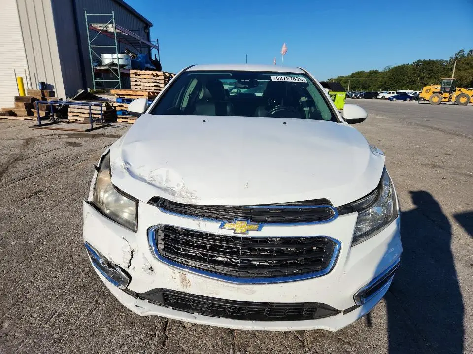 2015 CHEVROLET CRUZE LT  