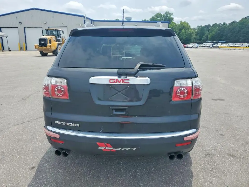 2011 GMC ACADIA SLE  