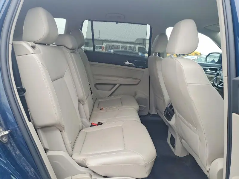 2018 VOLKSWAGEN ATLAS SE  