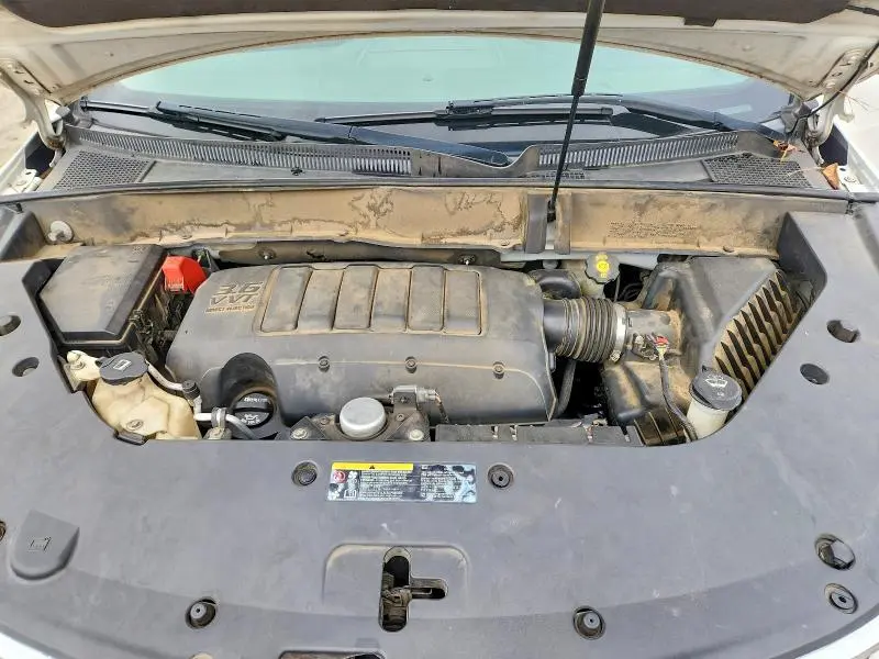 2014 CHEVROLET TRAVERSE LS  