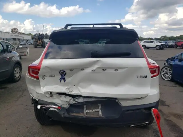 2019 VOLVO XC40 T5 R-DESIGN  