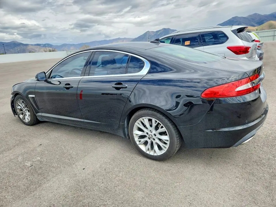 2013 JAGUAR XF   