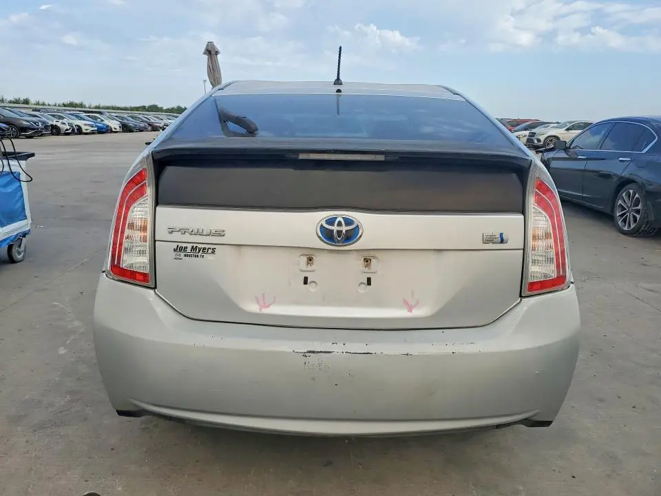 2013 TOYOTA PRIUS TWO  