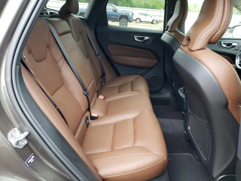 2020 VOLVO XC60 T5 INSCRIPTION  